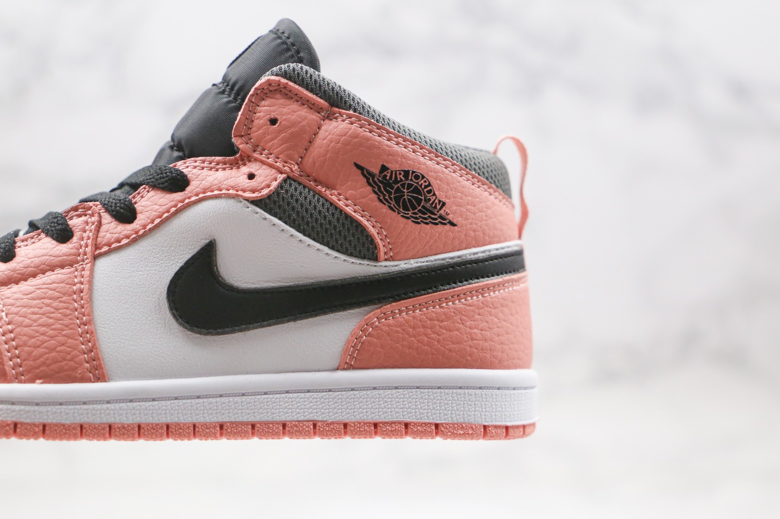 aj1 mid quartz