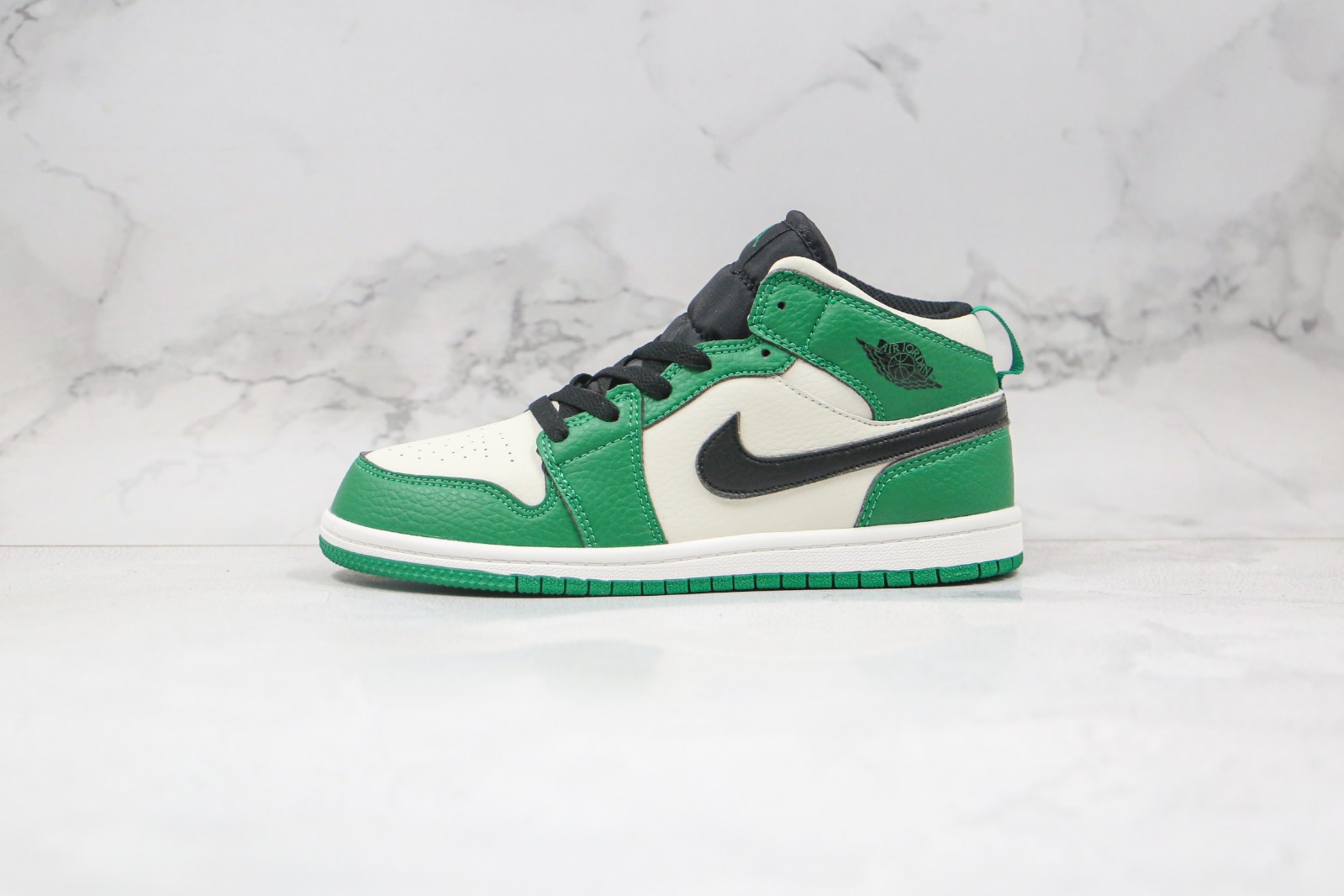 Nike Air massive Jordan 1 Shattered Backboard White Black Green スペシャルオファ Air 27.5cm Denim Low 1 Jordan スニーカー
