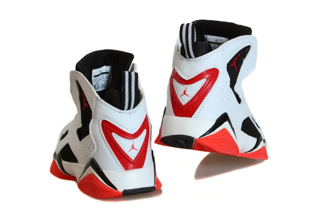 Nike Air Jordan True Flight Men 