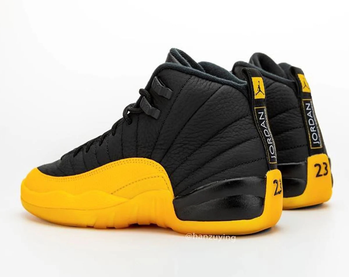 Retro 12 black university clearance