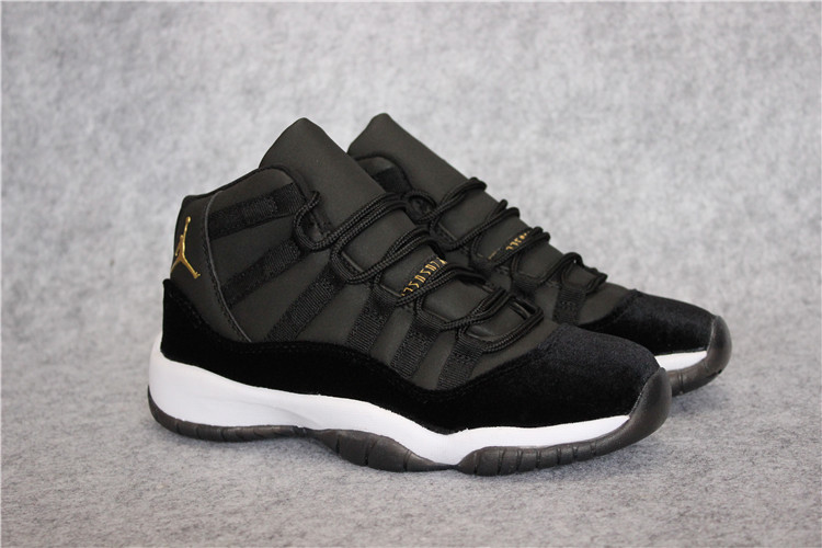 Velvet jordans black clearance