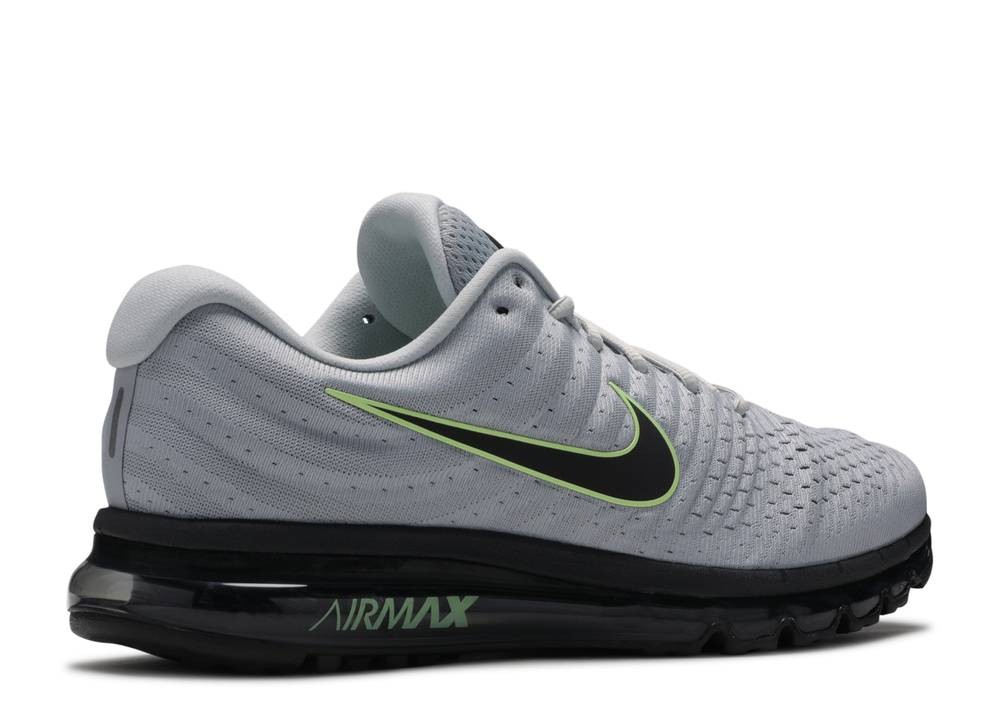 nike wmns legend essential 2 photon dust metallic silver