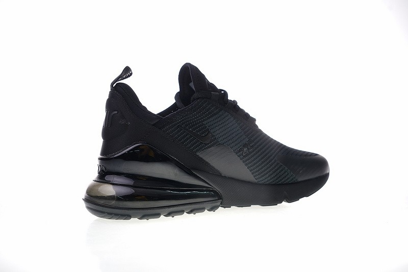 Zwarte clearance nike 270