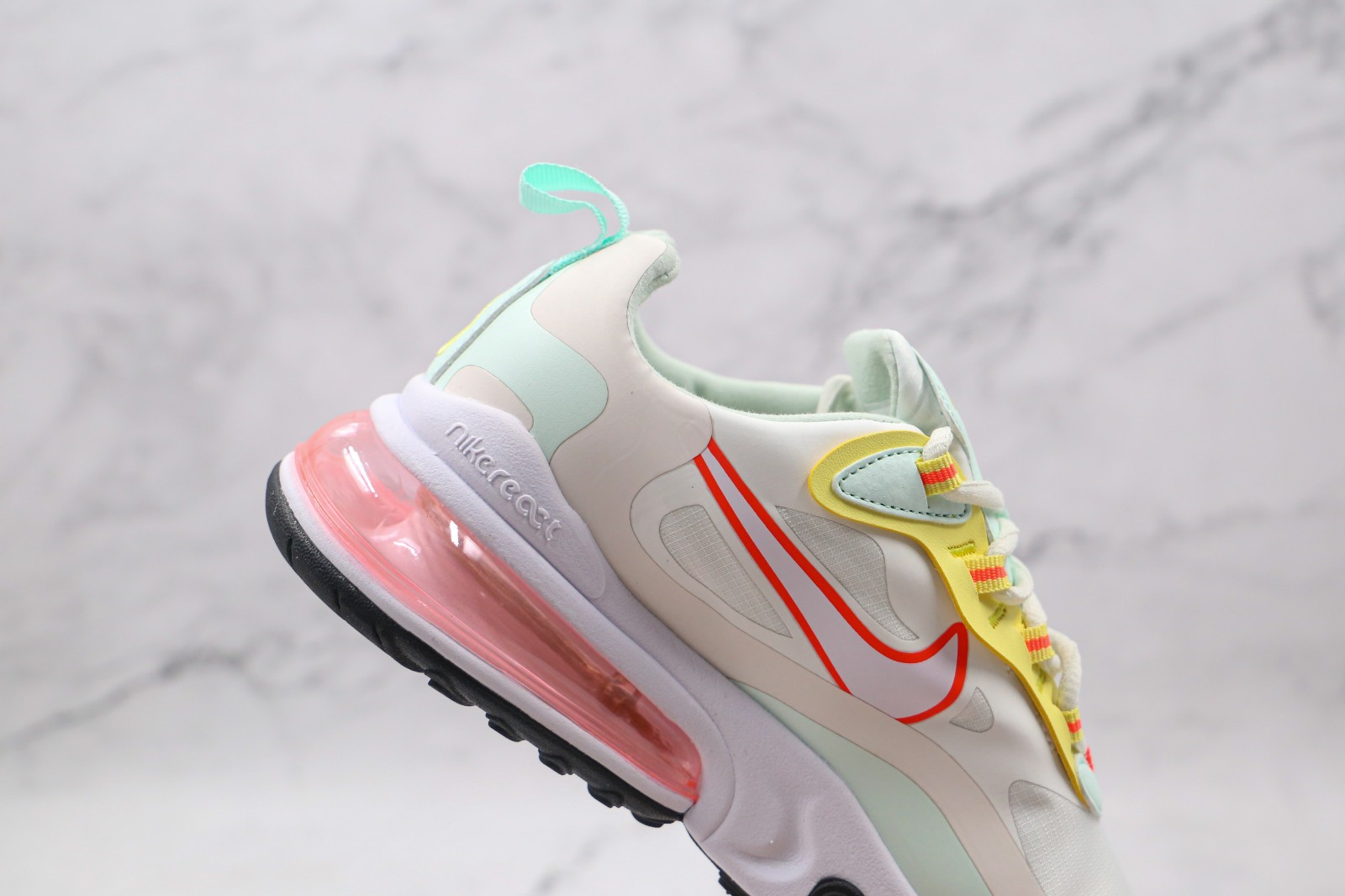Nike 270 with online zipper