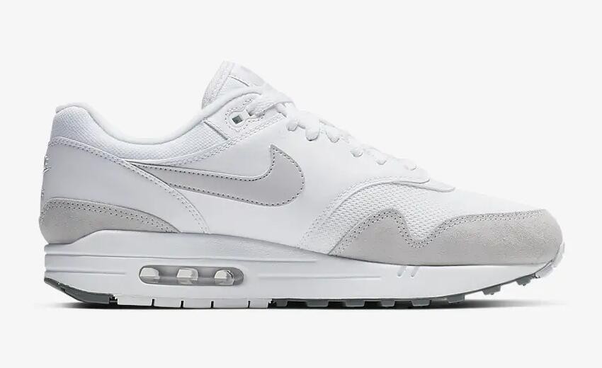 nike label air max 1 maxim white red gold edition label Air Max