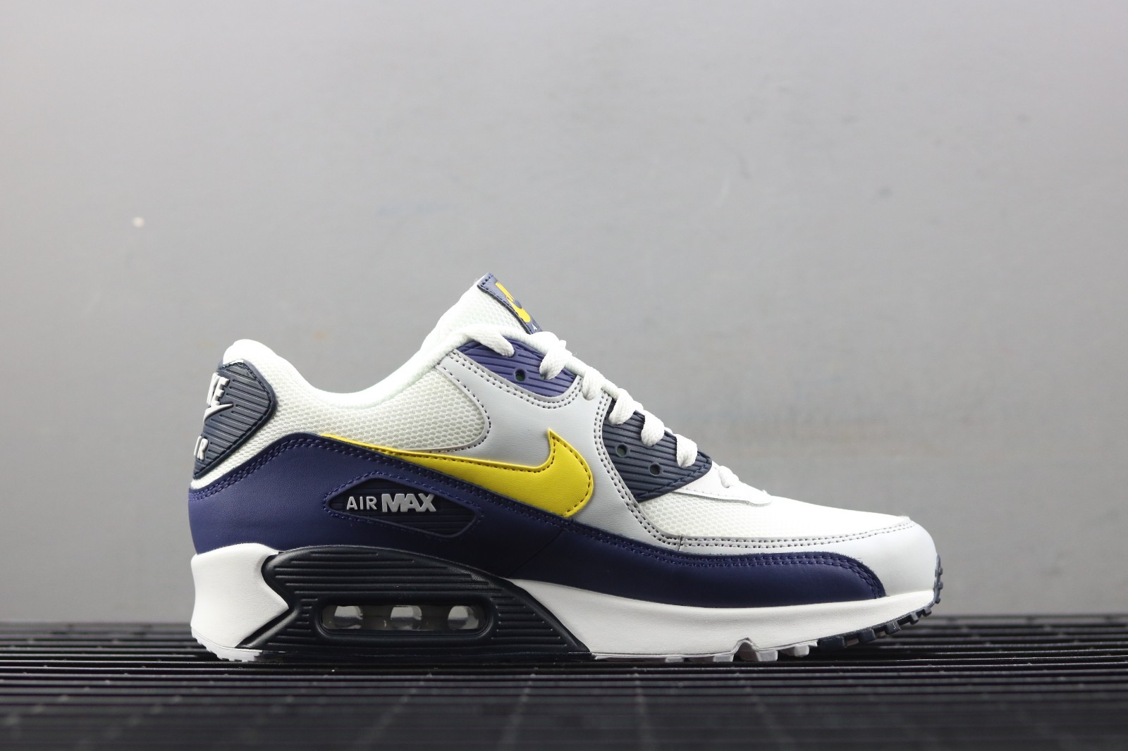 Nike air max 90 essential white/tour yellow-blue recall online