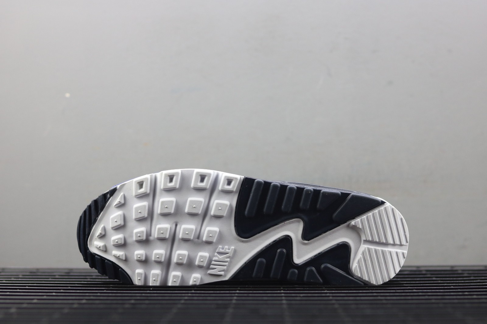 Nike air max 90 cheap essential white/tour yellow-blue recall