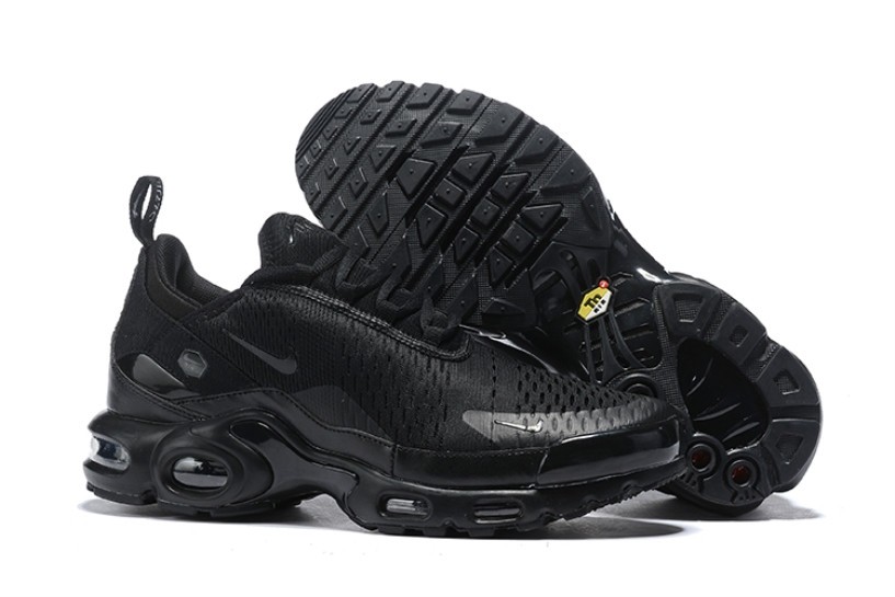 Nike tn total black outlet