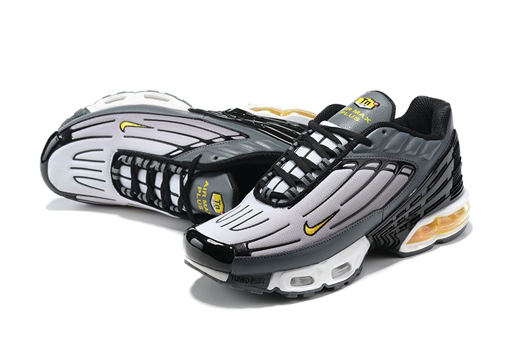 Nike air max plus grey yellow top