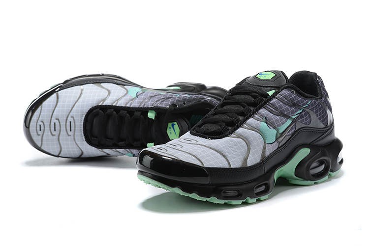Nike sales tuned cos