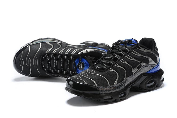 Nike neon Air Max Plus Black Metallic 