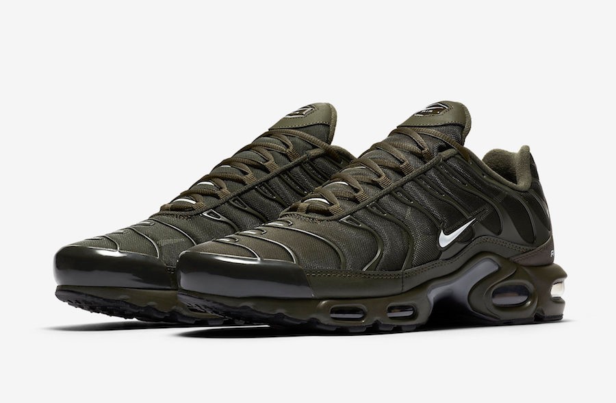 Air max plus olive cargo