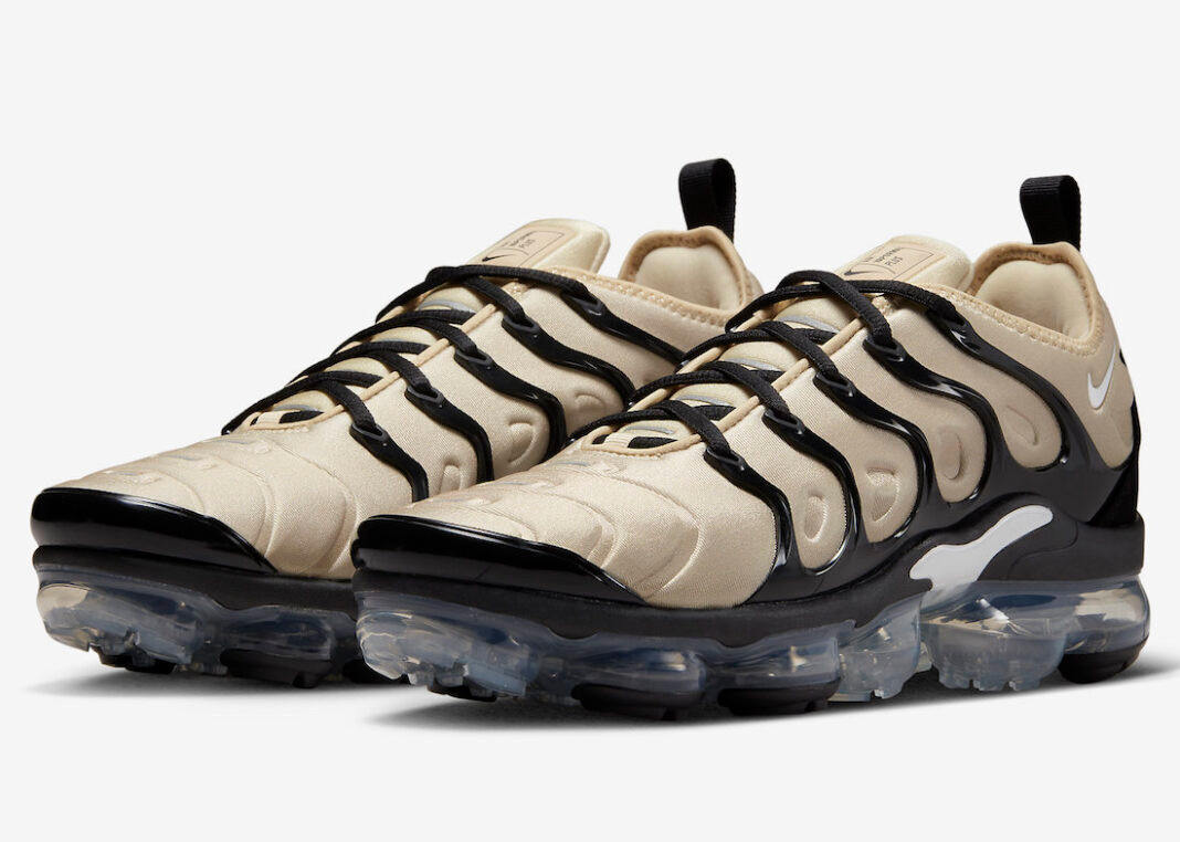 Nike air vapormax brown and cream store