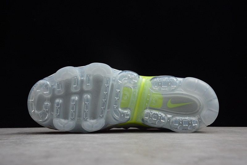 Vapormax montant on sale