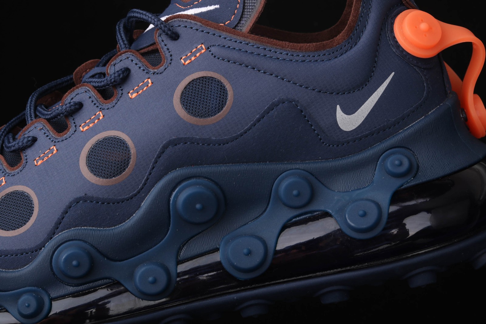 Nike SBs Sashiko Pack Ushers In The Kybrid S2 - 404 - StclaircomoShops - Nike  Air Max 720 ISPA Dark Blue Navy Blue Brown Orange CD2182