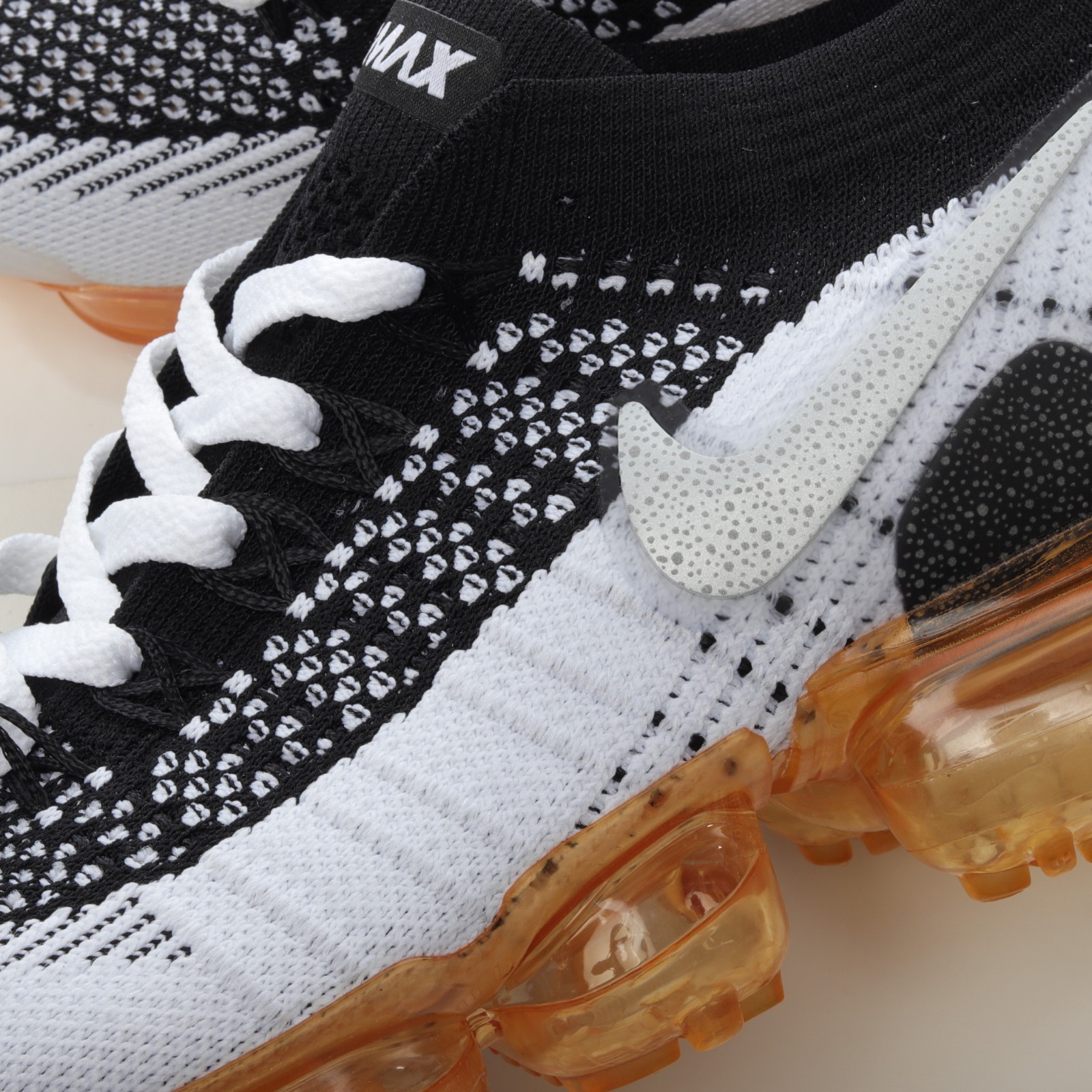 Nike Air kids VaporMax 2 Flyknit White Black Yellow 942843