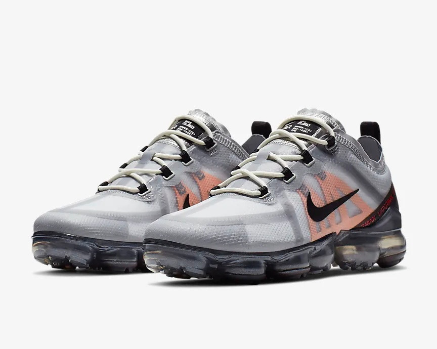 Vapormax noir et on sale orange
