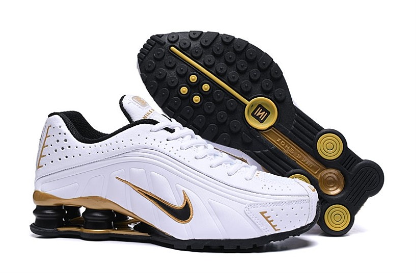Nike shox deals white and gold