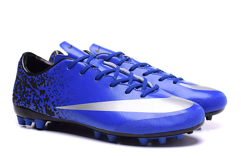Cr7 royal blue cleats clearance
