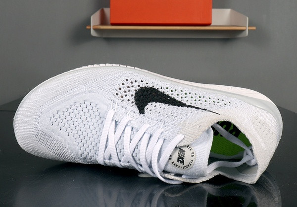509 - Nike Free Rn Flyknit gold 5.0 