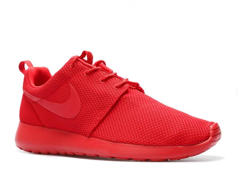 Varsity best sale red roshe