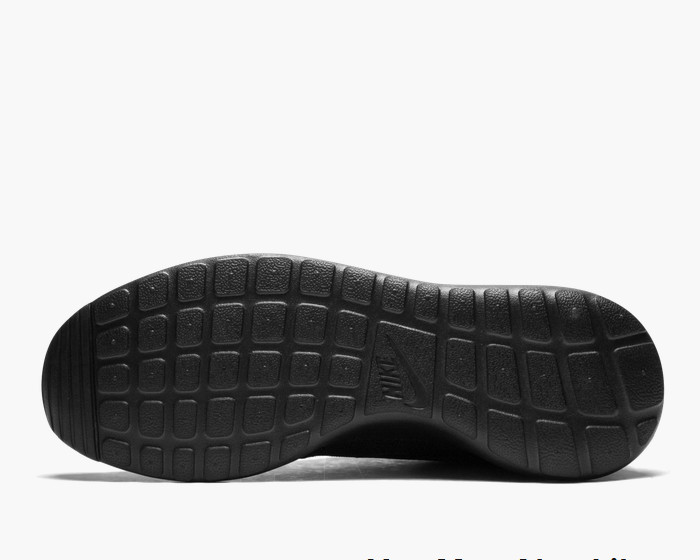 Triple black roshe run mens cheap