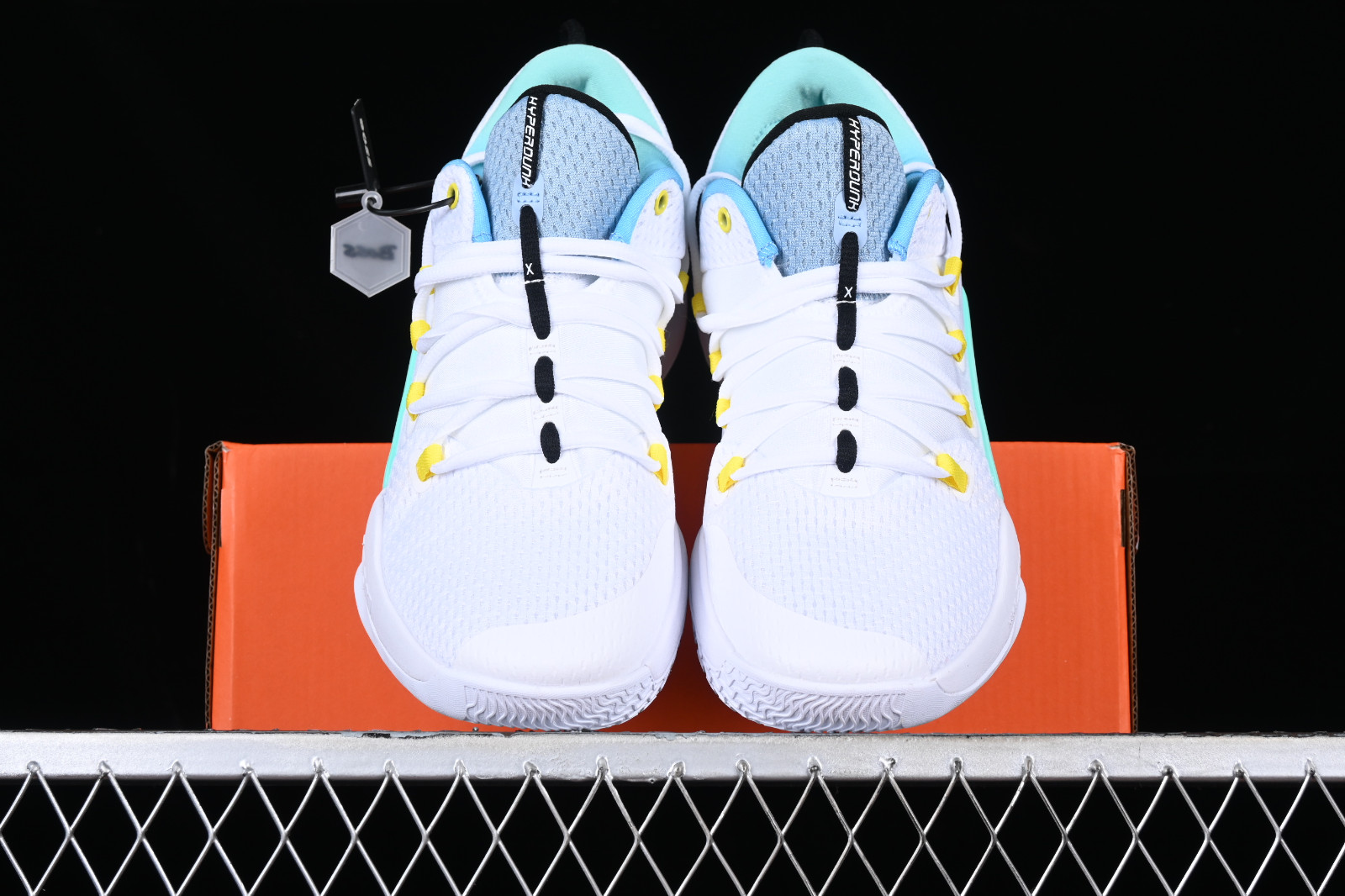 Hyperdunk hotsell x yellow