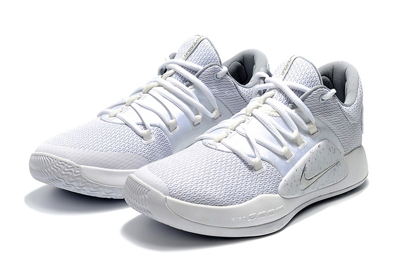 White on sale hyperdunk low