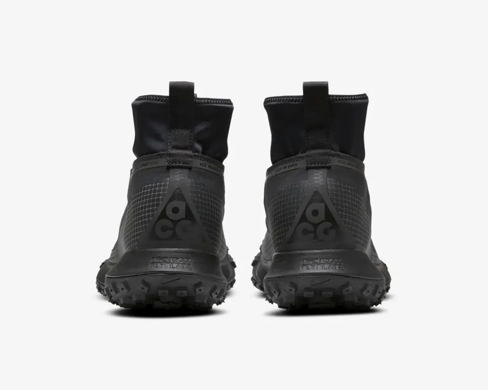 Nike ACG Mountain Fly Gore 