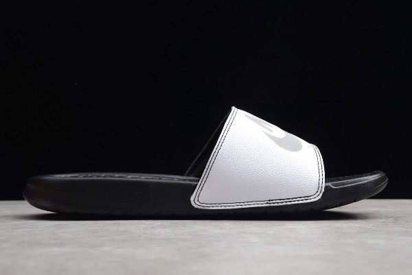 Nike benassi swoosh hotsell black