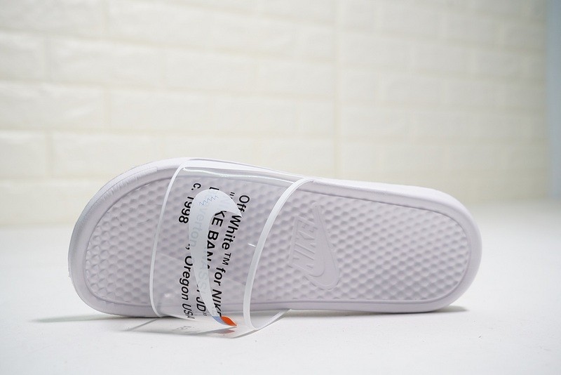 Off white x top nike benassi slides