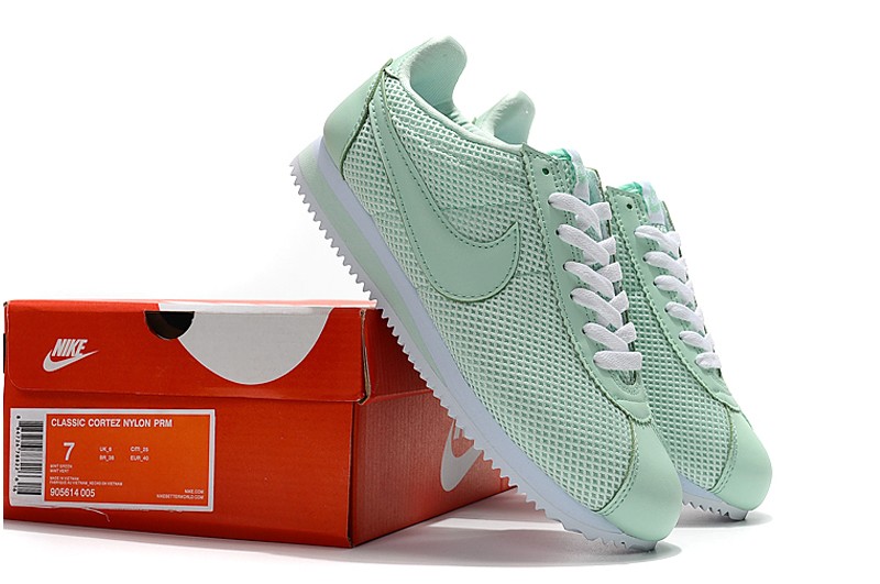 Nike pants Classic Cortez Leather Mint 