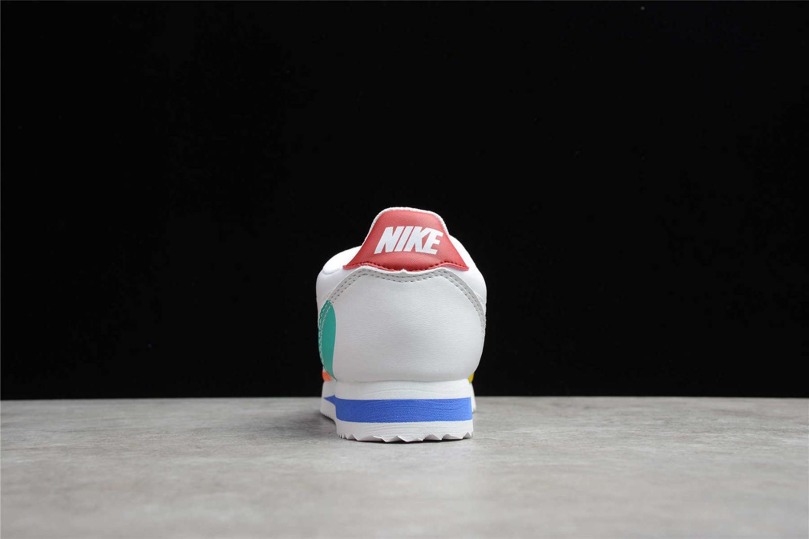 Nike Classic Cortez White Varisty Red 