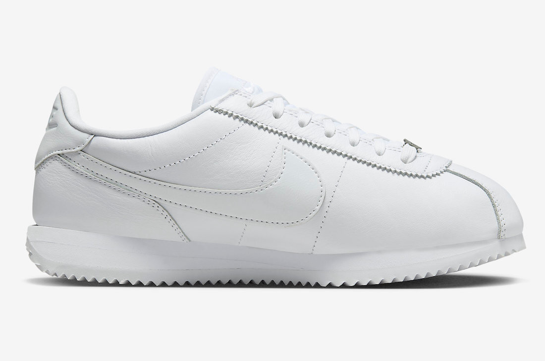 Snakeskin cortez nike top