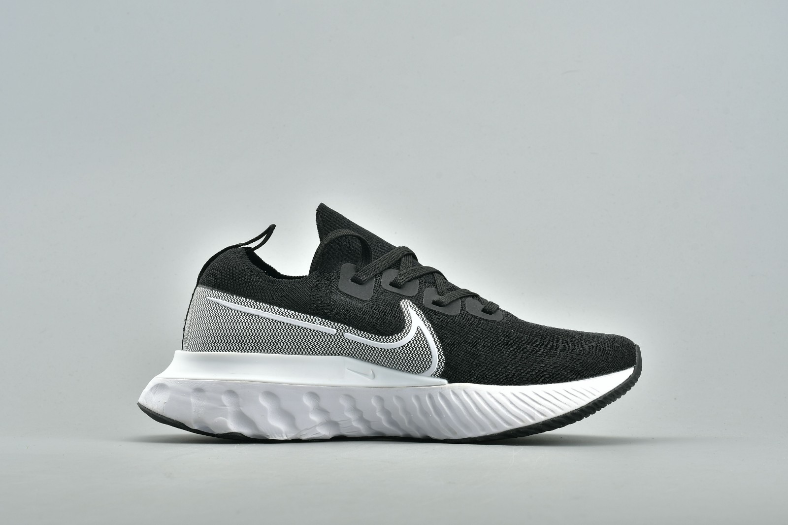 Nike Legend React 3 Run Fearless 2019 