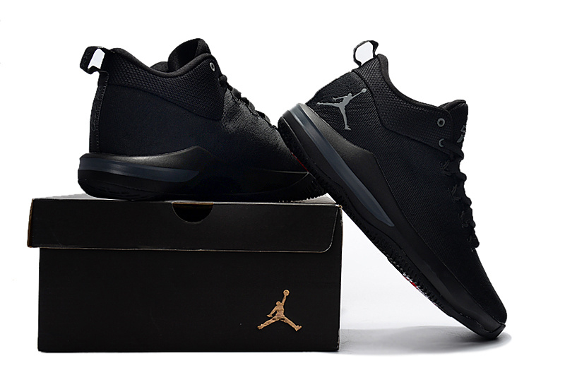 black shoes for men jordan