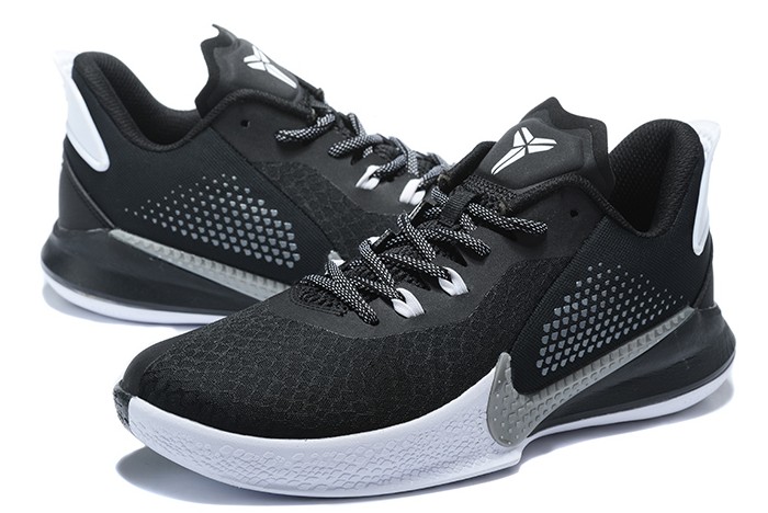 2020 Nike sky Mamba Fury EP Black White 