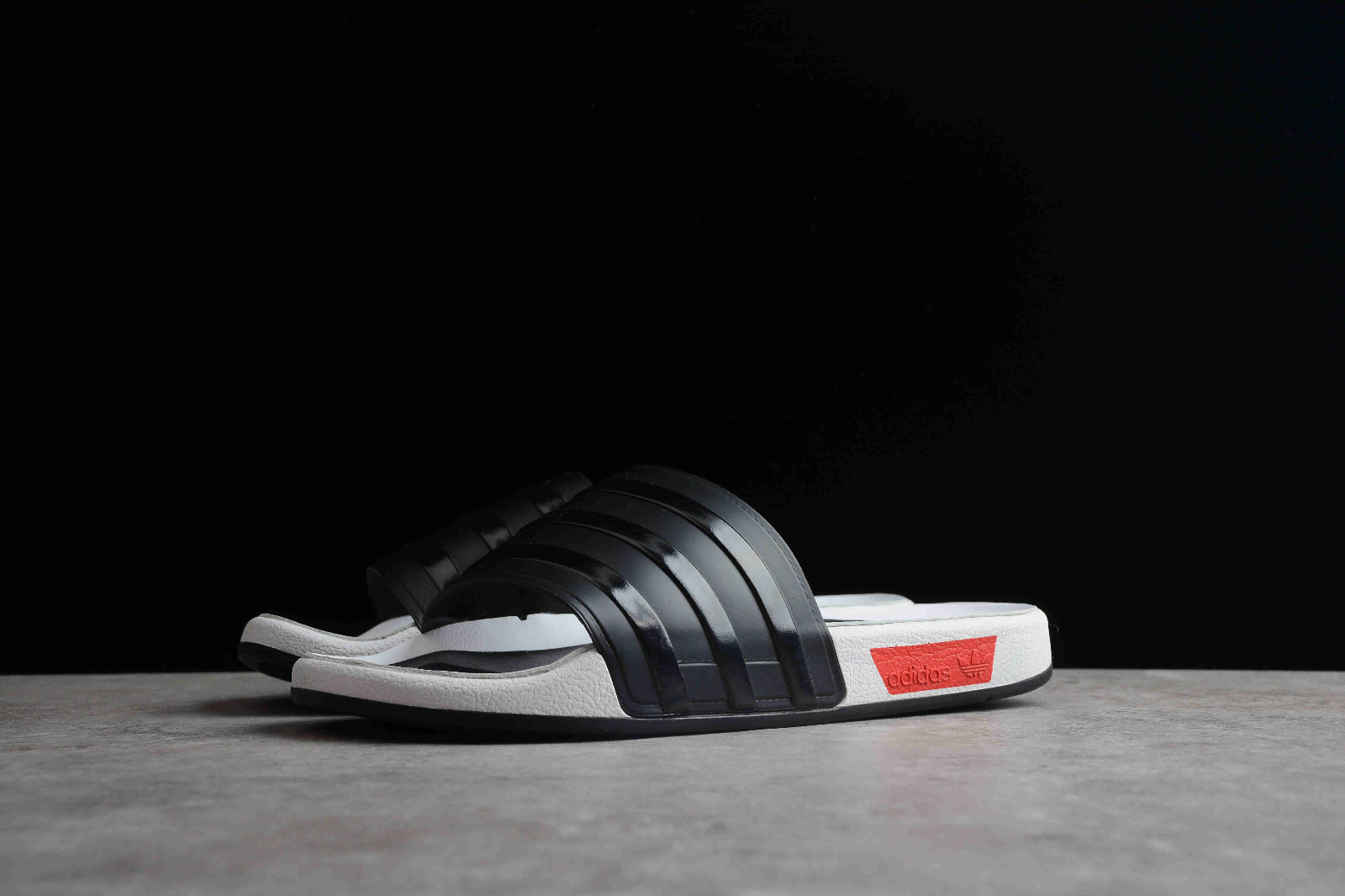 Nmd r1 core black clearance lush red