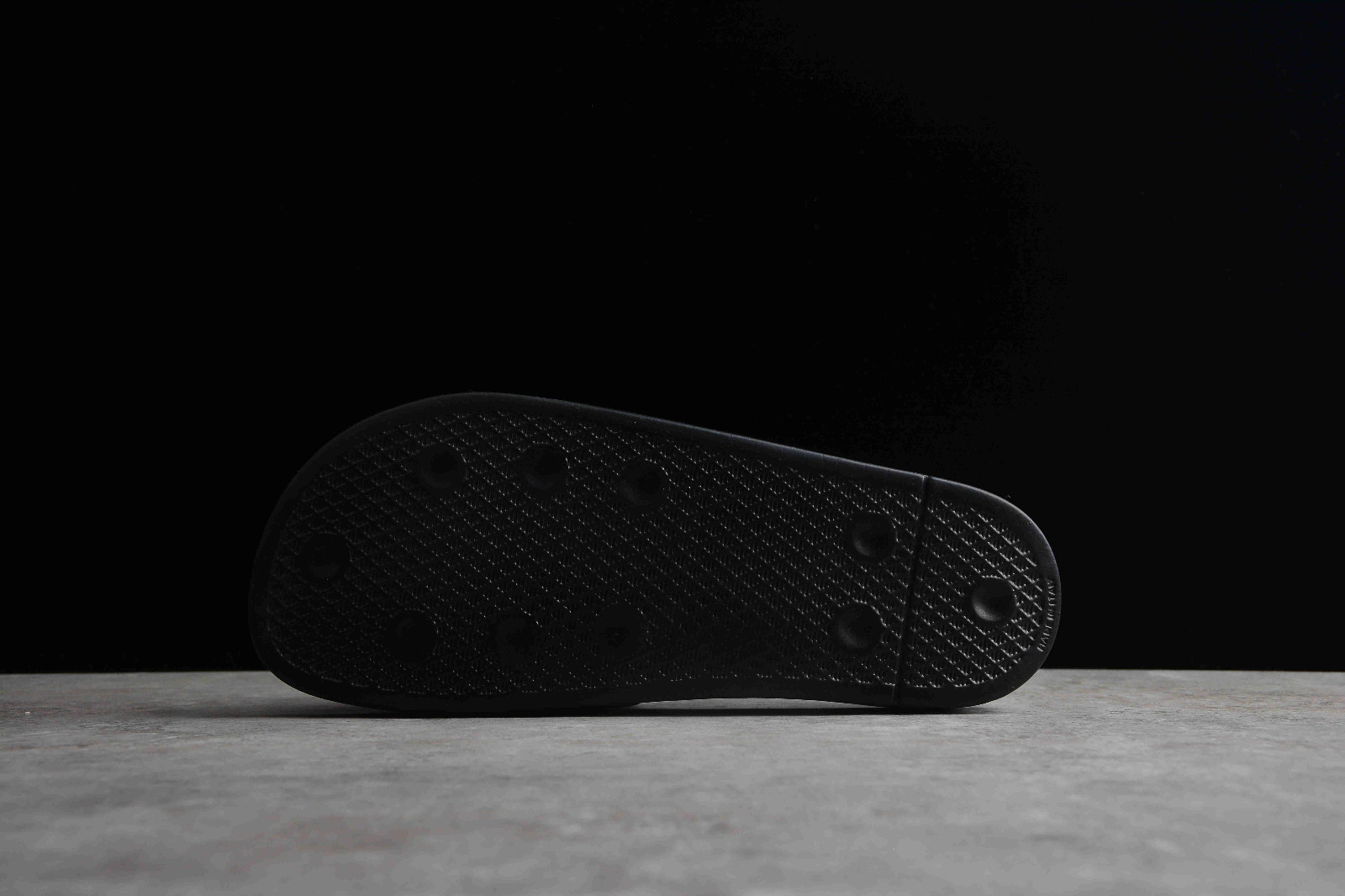 Adidas Adilette Premium NMD R1 Core 