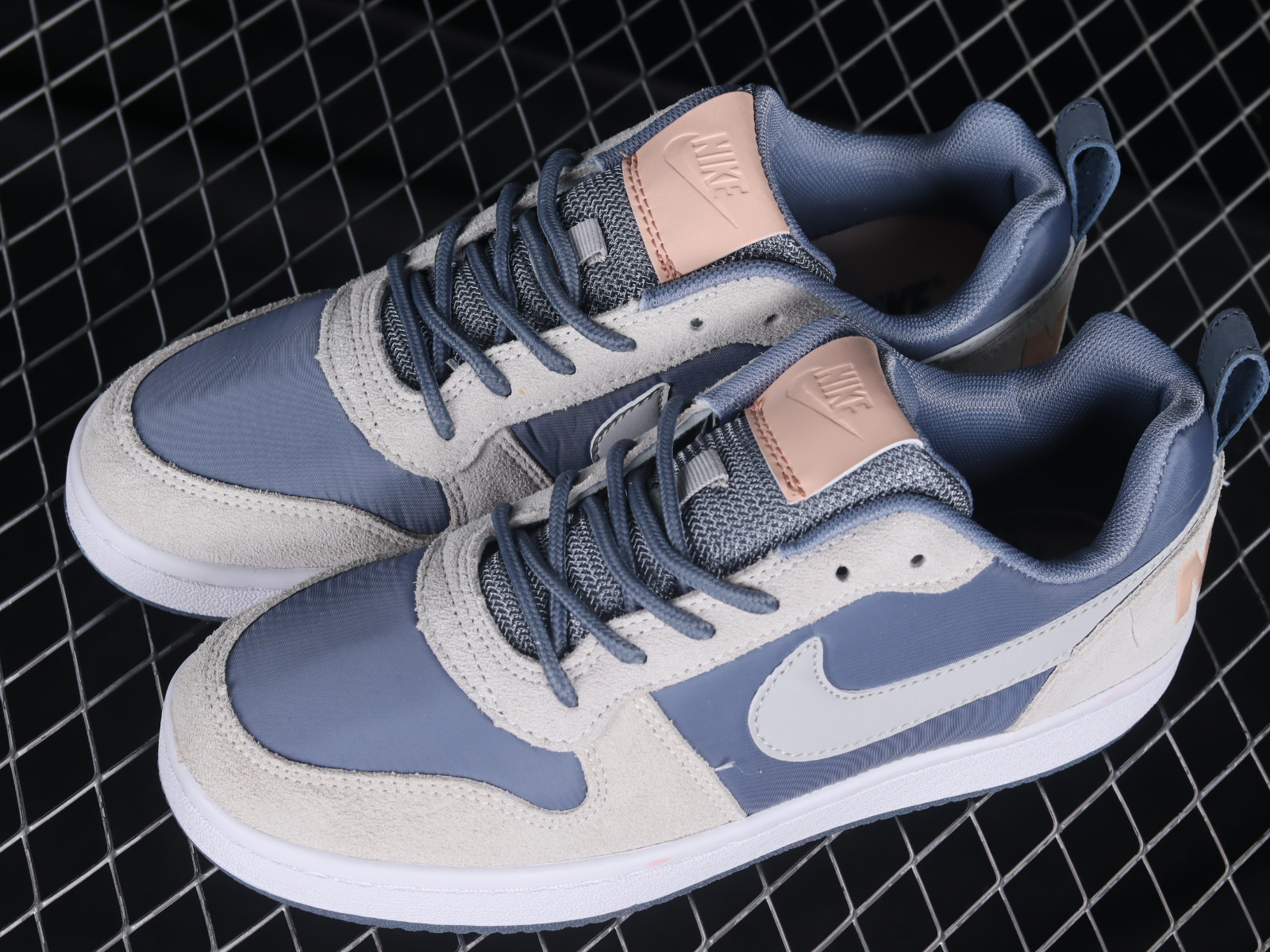 nike 861533 400