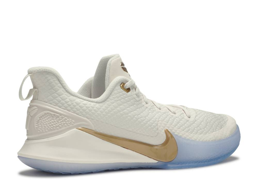 Nike Mamba Focus Metallic Gold Phantom 