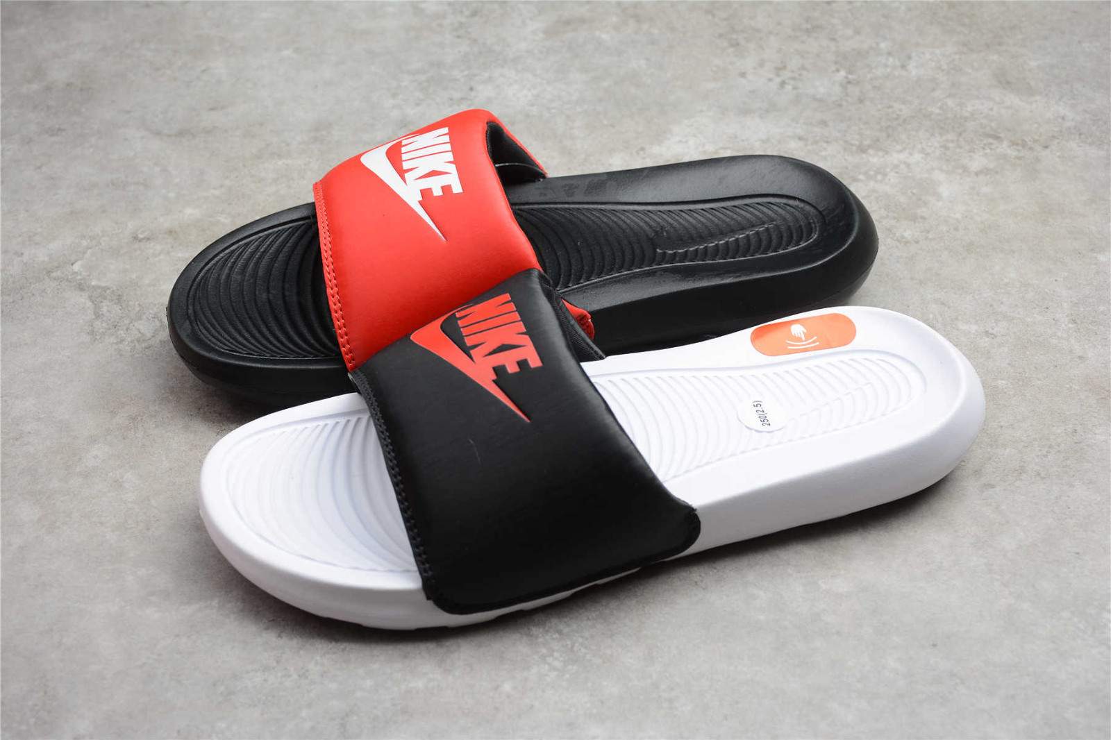 Nike victori one slide mismatch clearance