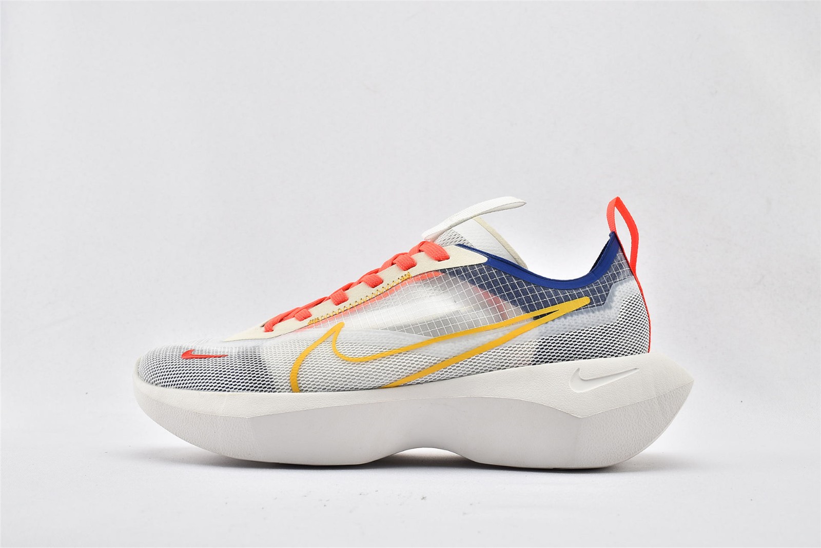 Nike Vista Lite Pale Ivory Summit White 