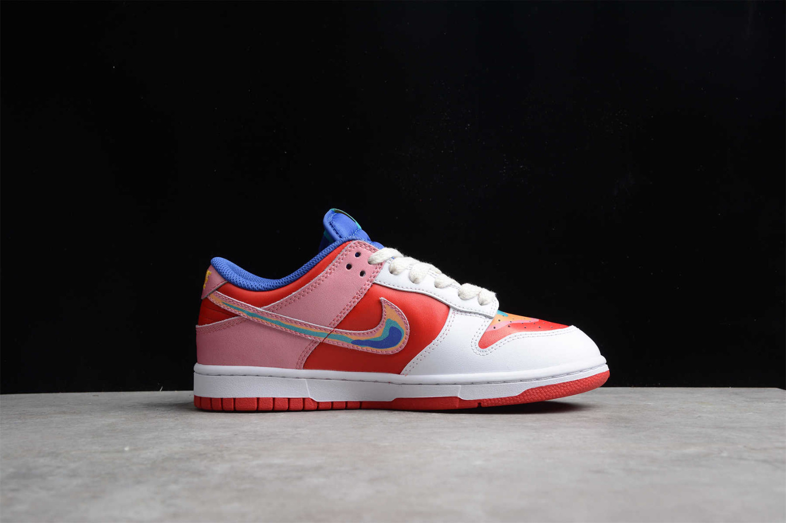 nike dunk low rainbow