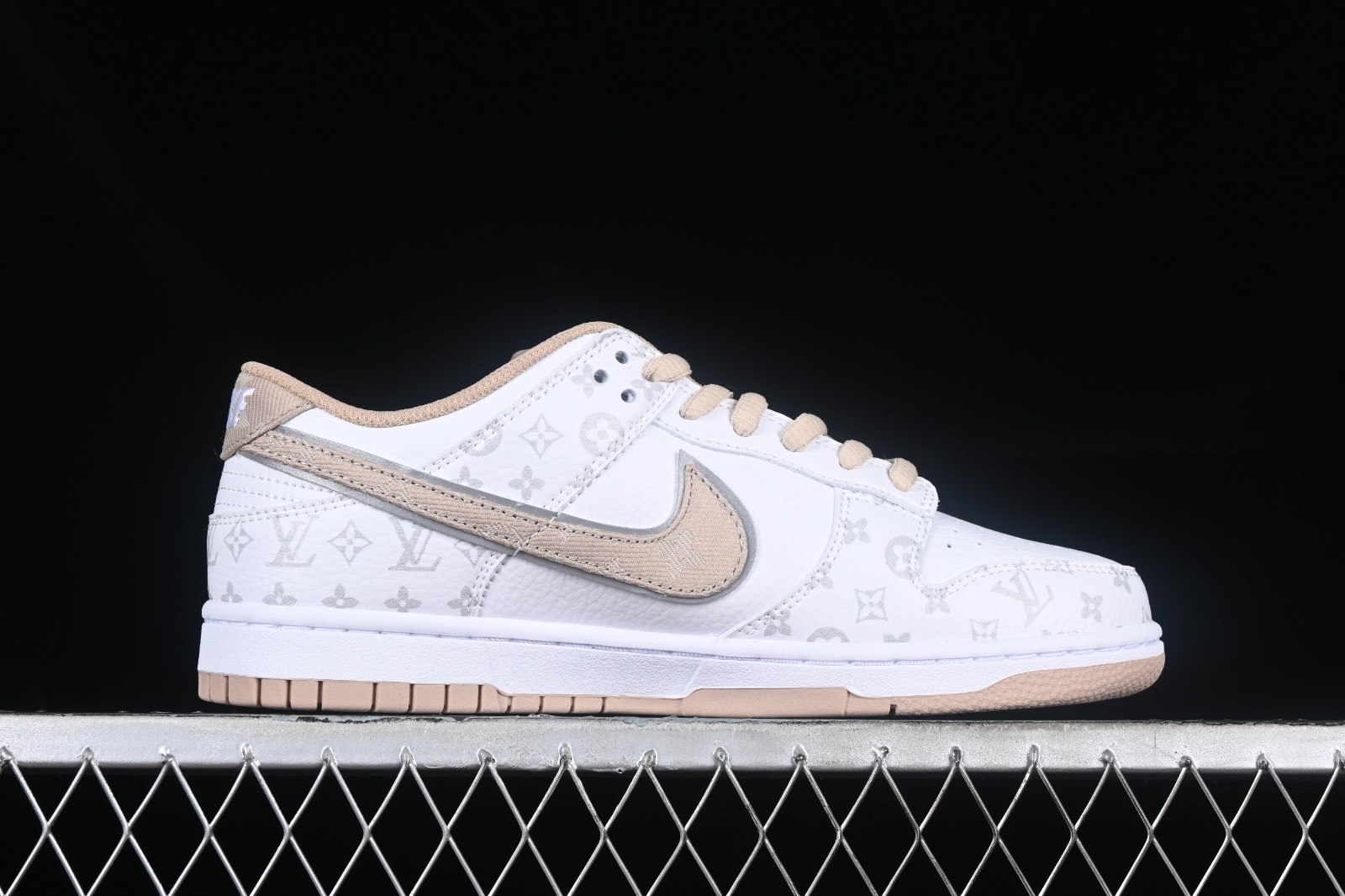 Janoski on sale x supreme