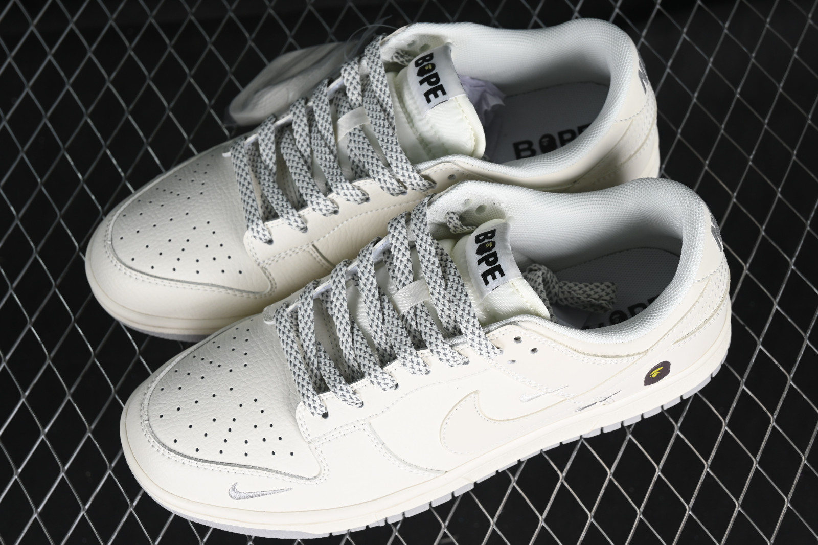 Nike janoski argento hotsell