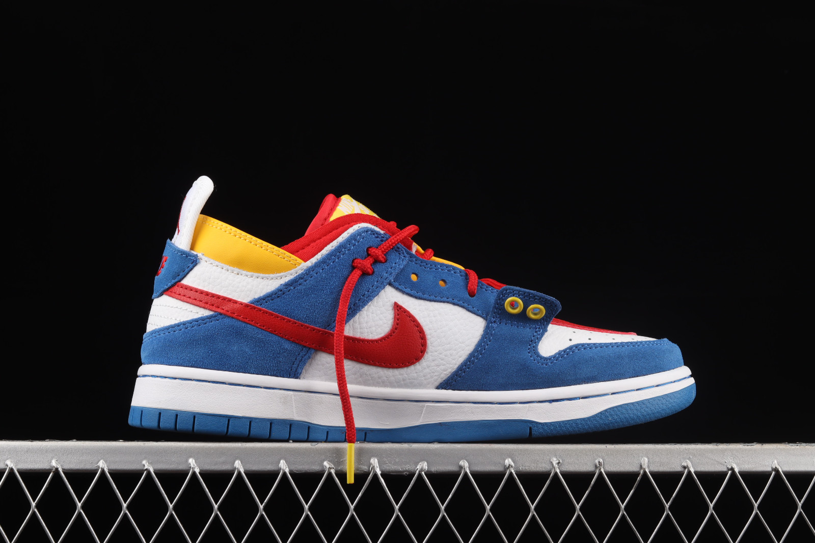 Red yellow and blue nikes deals