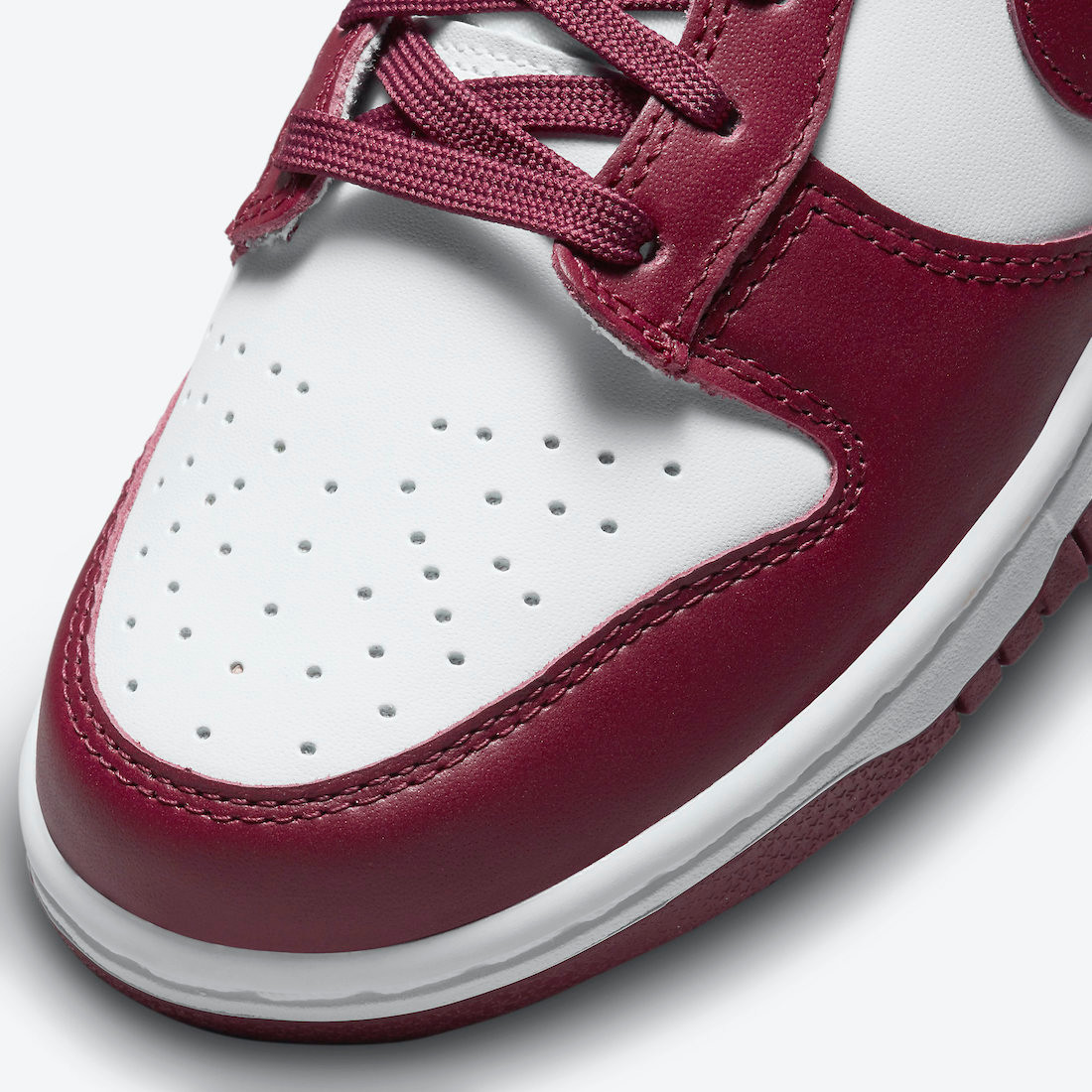 Nike sb bordeaux deals