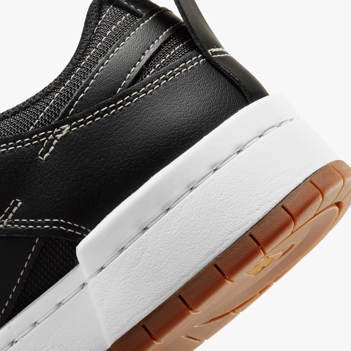 Nike SB Dunk Low Disrupt Black White 