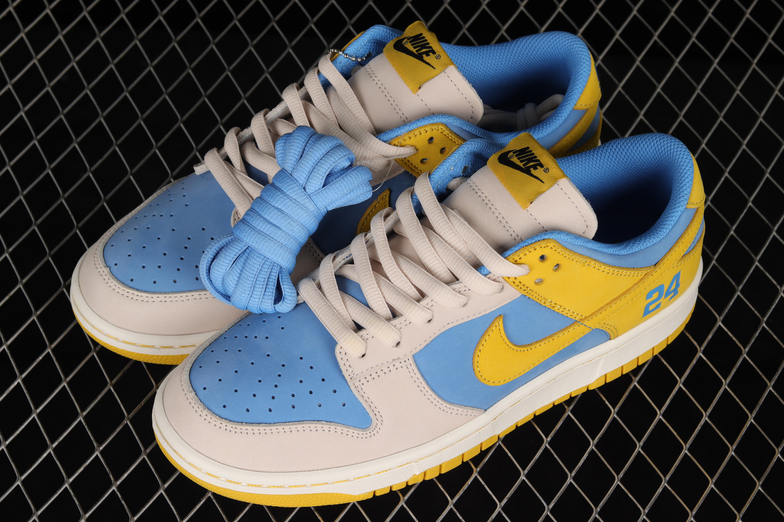 Kobe sb dunk clearance